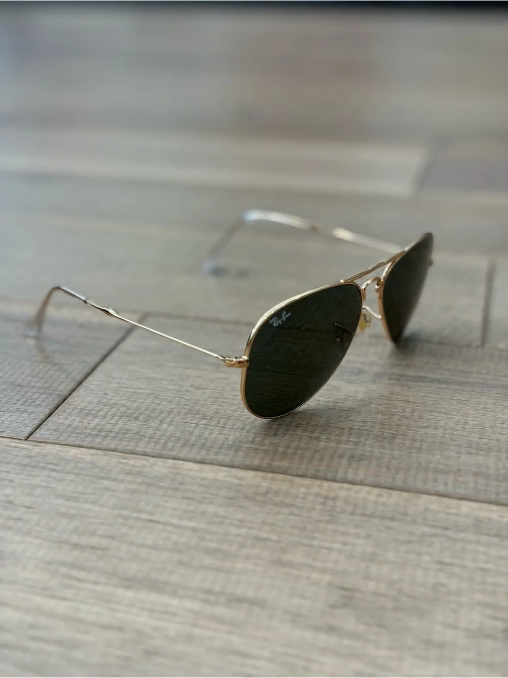 Ray-Ban Gold Frame Sunglasses with Black Lenses, foldable
